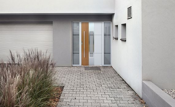 Jakie drzwi wejściowe do domu i mieszkania wybrać?